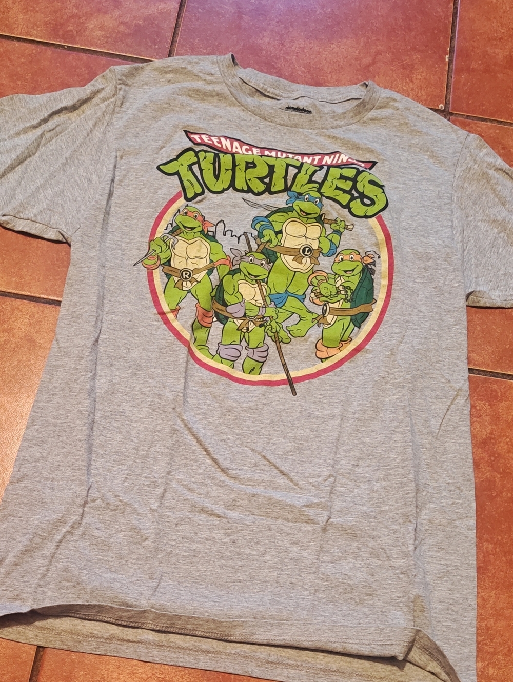 Nickelodeon Teenage Mutant Ninja Turtles Gray Graphic Tee with Green Print
